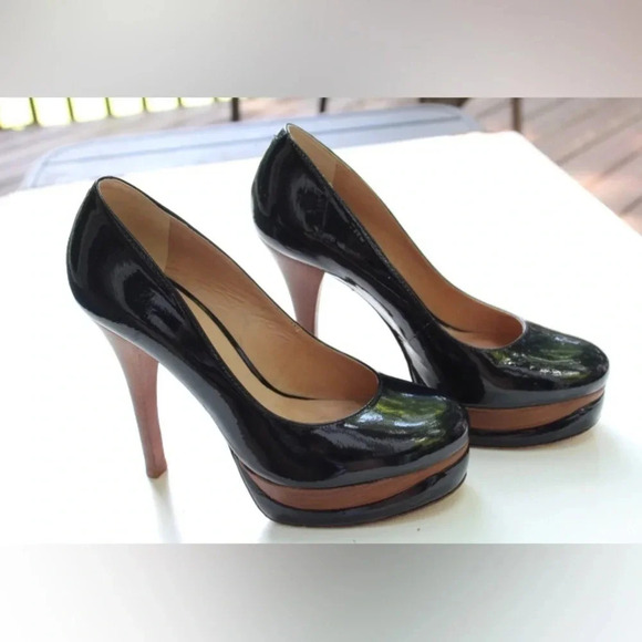 Pour La Victoire platforms - Picture 1 of 10